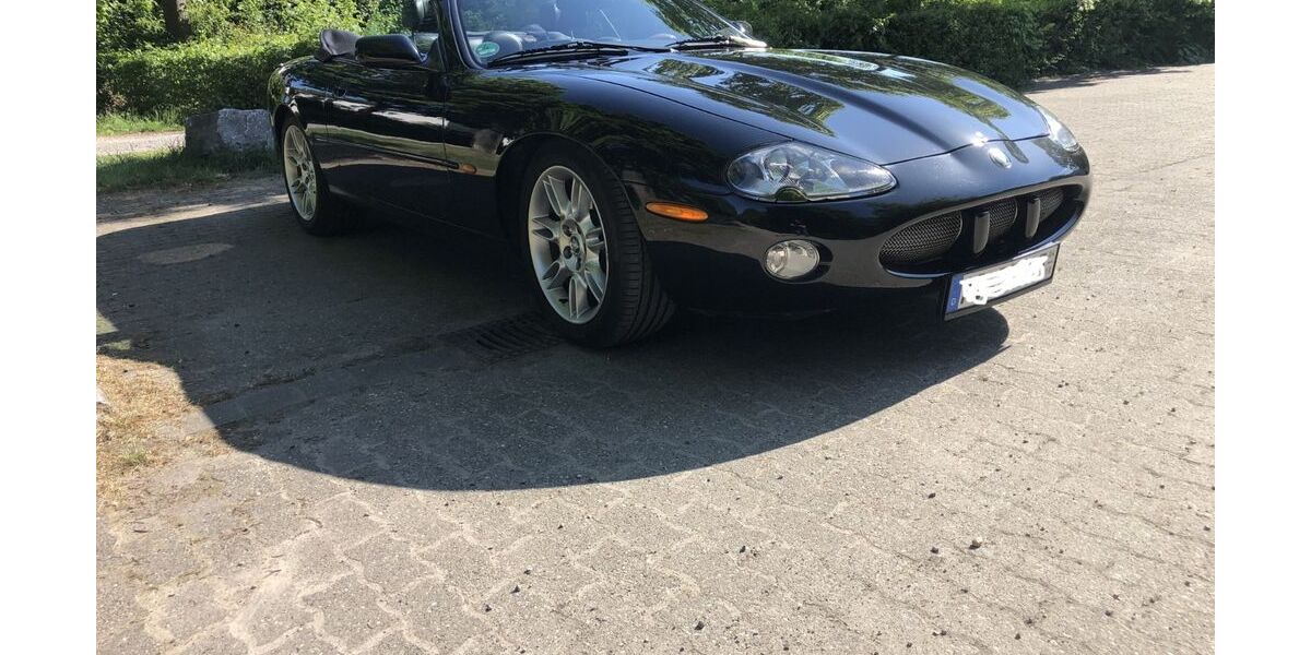 Jaguar XK8 137.000 km 15.990 &euro; Herzogenrath 52134