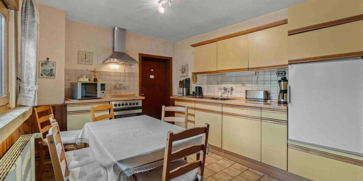 Doppelhaushälfte Bedburg Kirchherten - 3 Zimmer, 93 m&sup2;, 165.000&euro; | Angebot:26229554