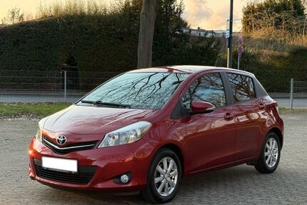Toyota Yaris 39.530 km 8.990 &euro; Düren 52349