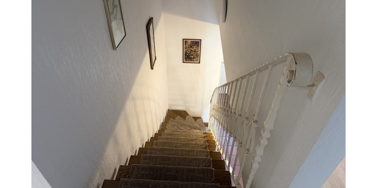 3D: Familienglück in ruhiger Lage - Sehr gepflegtes Einfamilienhaus mit Kamin, Balkon und viel Platz - Reihenendhaus Gangelt | Angebot:26748668