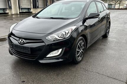 Hyundai i30 135.000 km 7.800 &euro; Aachen 52080