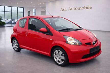 Toyota Aygo (X) 96.000 km 3.550 &euro; Düren 52351