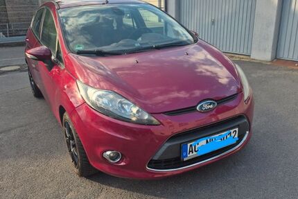 Ford Fiesta 159.200 km 3.900 &euro; aachen 52080
