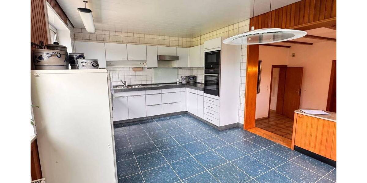 Einfamilienhaus Erkelenz Lövenich - 8 Zimmer, 222 m&sup2;, 408.000&euro; | Angebot:26308734