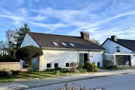 Haus Aachen Aachen-Mitte - 10 Zimmer, 243 m&sup2;, 720.000&euro; | Angebot:25301283