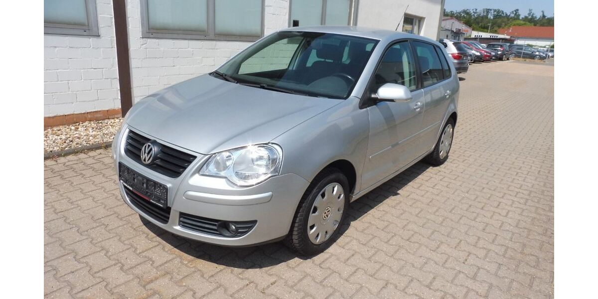 VW Polo 111.000 km 4.490 &euro; Eschweiler 52249