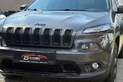 Jeep Cherokee 272.000 km 5.700 &euro; Niederzier-Selhausen 52382
