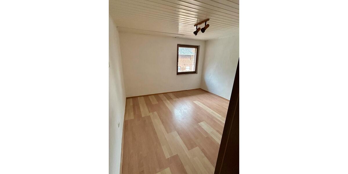 Bauernhaus, Landhaus Titz - 5 Zimmer, 200 m&sup2;, 1.200&euro; | Angebot:24786243