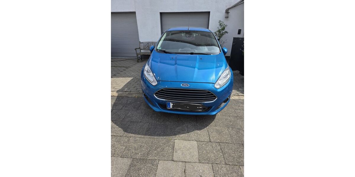 Ford Fiesta 85.000 km 5.490 &euro; Düren 52353