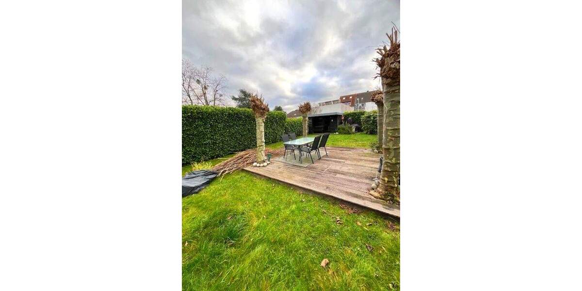 Einfamilienhaus Düren Niederau - 9 Zimmer, 300 m&sup2;, 569.000&euro; | Angebot:25740607