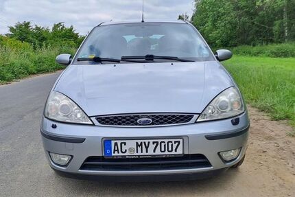 Ford Focus 153.000 km 2.100 &euro; stolberg 52222