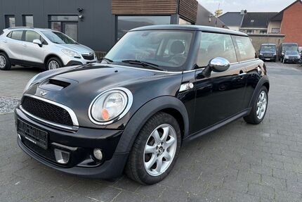 Mini Cooper SD 127.184 km 5.950 &euro; Übach Palenberg 52531