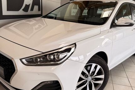 Hyundai i30 72.000 km 14.999 &euro; Jülich 52428