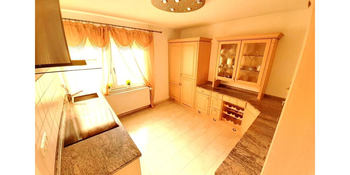 Einfamilienhaus Düren Rölsdorf - 14 Zimmer, 420 m&sup2;, 790.000&euro; | Angebot:27014732