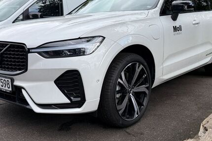 Volvo XC60 28.990 km 43.980 &euro; Aachen 52078