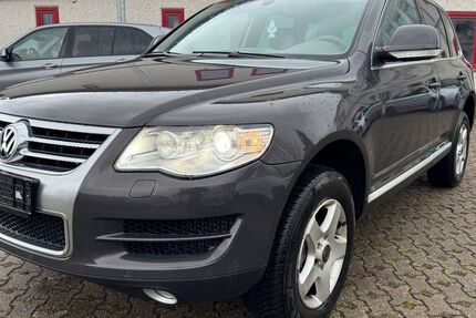 VW Touareg 284.000 km 3.690 &euro; Eschweiler 52249