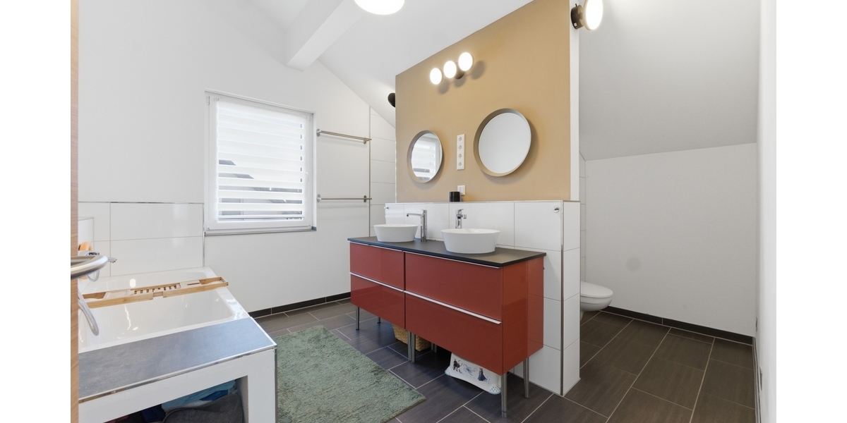 Mit 3D: Neuwertig - Nachhaltig - Stilvoll -Einfamilienhaus mit Platz für Ihre Familie und moderner Technik - Einfamilienhaus Düren Mariaweiler-Hoven | Angebot:25380713