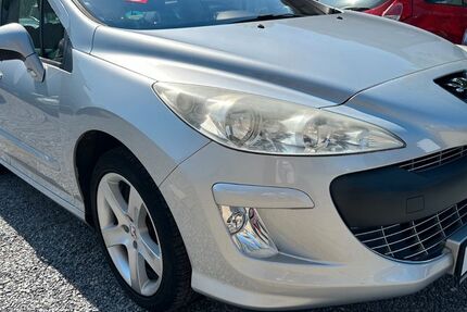 Peugeot 308 110.742 km 3.250 &euro; Aachen 52080