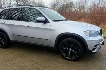 BMW X5 312.000 km 7.950 &euro; Aachen 52070