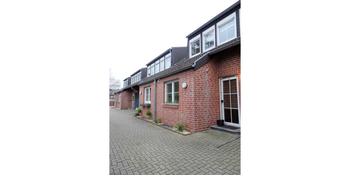 Reihenhaus Herzogenrath - 5 Zimmer, 120 m&sup2;, 1.350&euro; | Angebot:26614756