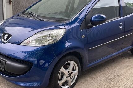 Peugeot 107 192.000 km 1.799 &euro; Aachen 52070
