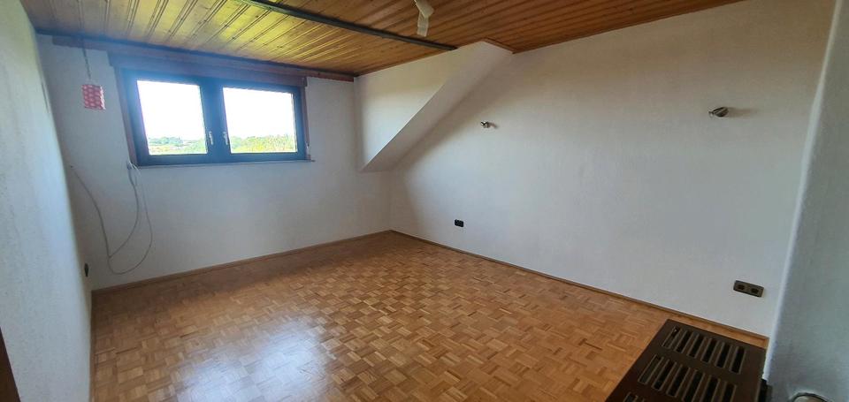 Dachgeschoßwohnung Aachen Eilendorf - 2 Zimmer, 43 m&sup2;, 625&euro; | Angebot:26699623