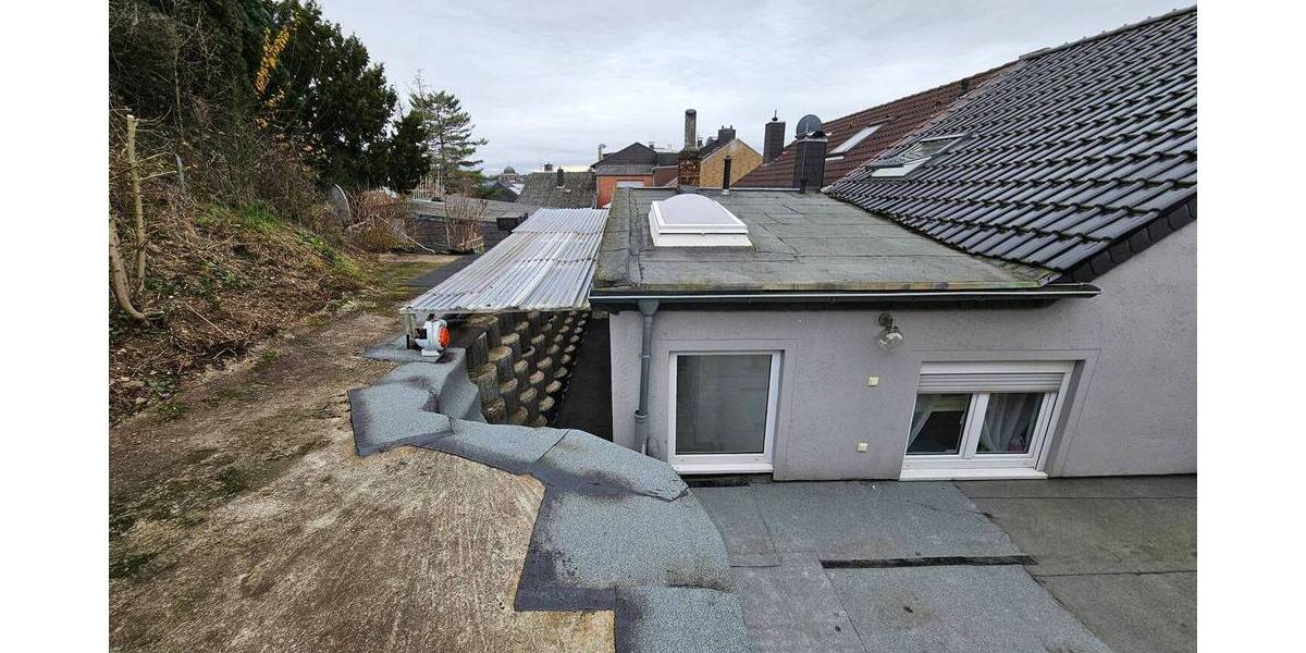 Mehrfamilienhaus, Wohnhaus Geilenkirchen - 7 Zimmer, 136 m&sup2;, 204.000&euro; | Angebot:25668480