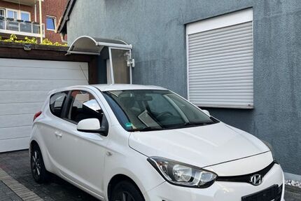 Hyundai i20 156.000 km 3.499 &euro; Stolberg 52222