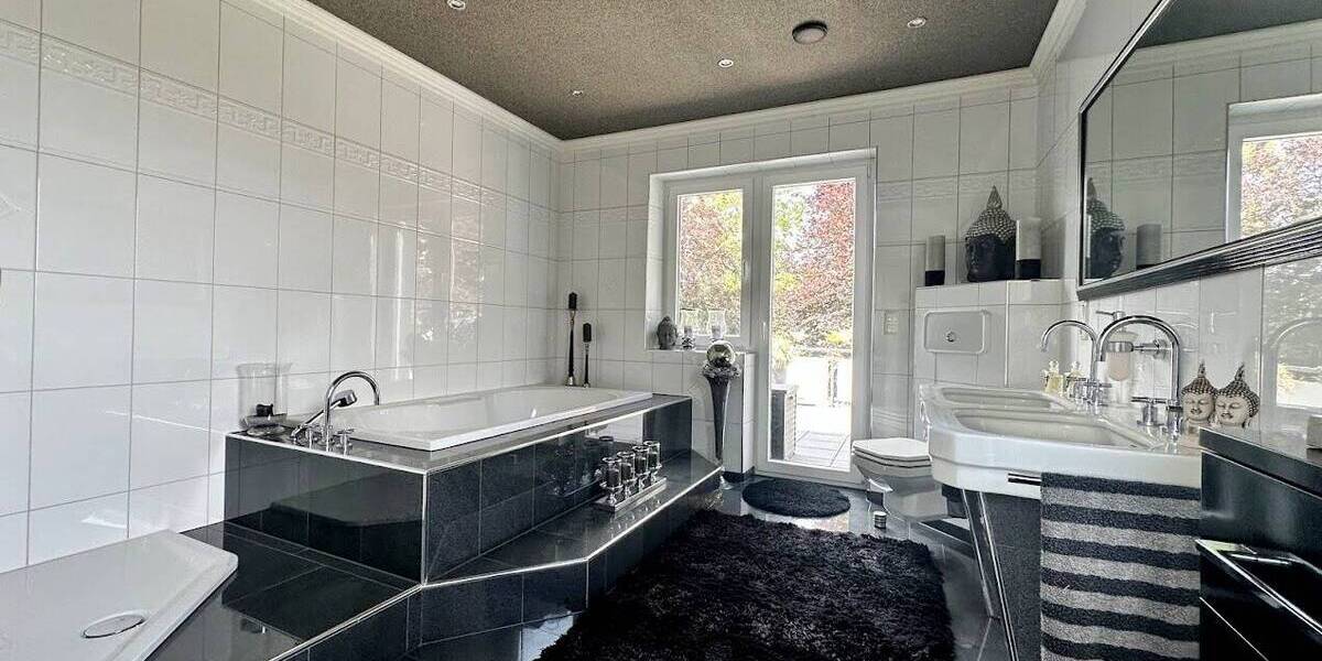 Mehrfamilienhaus, Wohnhaus Hückelhoven Kleingladbach - 9 Zimmer, 279 m&sup2;, 769.000&euro; | Angebot:25775770