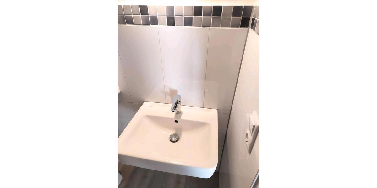 Dachgeschoßwohnung Stolberg (Rhld.) Büsbach - 3 Zimmer, 66 m&sup2;, 159.000&euro; | Angebot:27022666