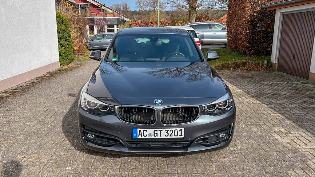 BMW 320 Gran Turismo 84.000 km 18.390 &euro; Roetgen 52159