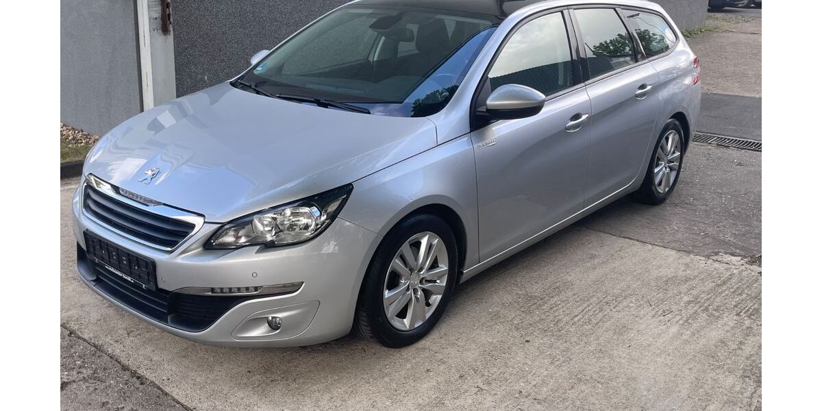 Peugeot 308 230.000 km 3.999 &euro; Aachen 52070