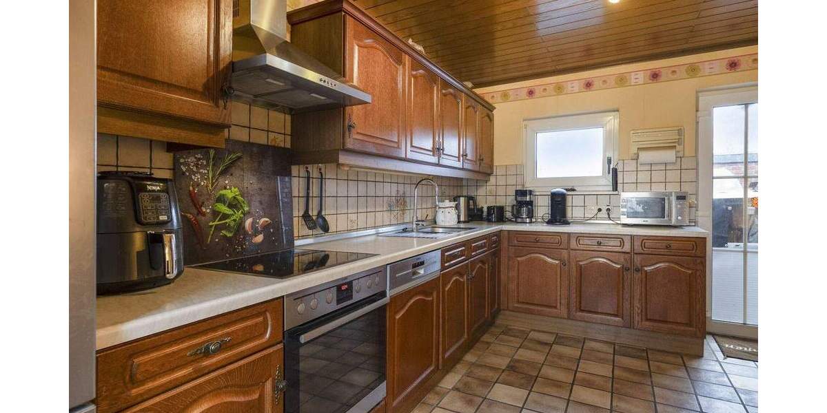 Einfamilienhaus Gangelt / Stahe Stahe - 8 Zimmer, 225 m&sup2;, 325.000&euro; | Angebot:25746547