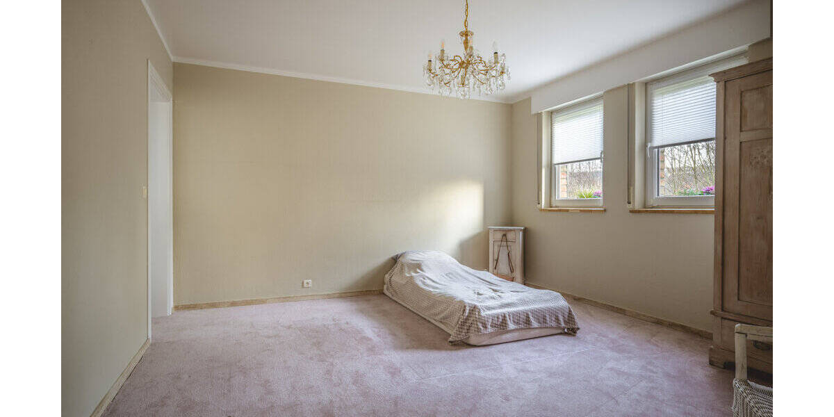 Einfamilienhaus Aachen Aachen-Mitte - 8 Zimmer, 255 m&sup2;, 739.000&euro; | Angebot:26176734