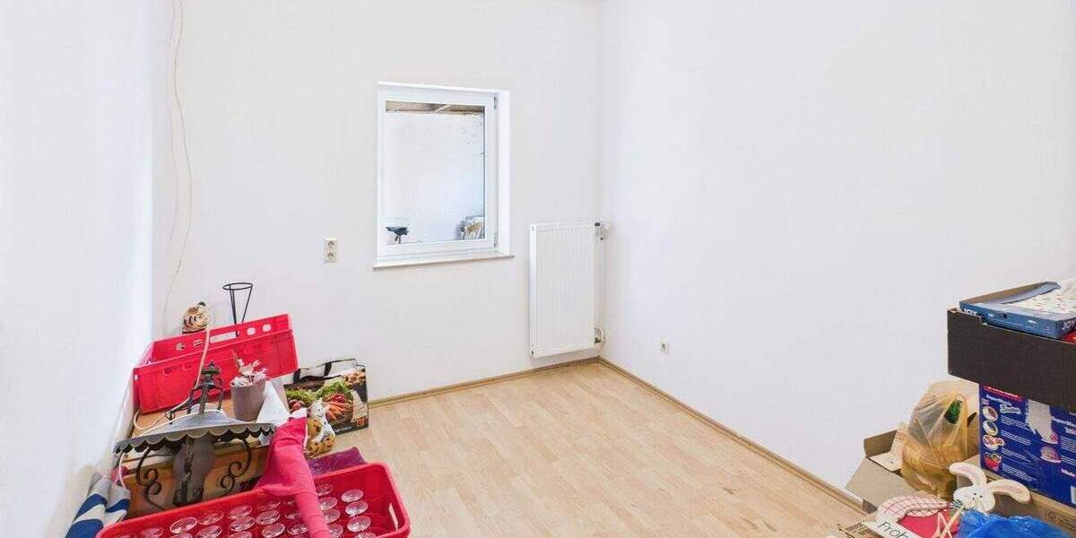 Mehrfamilienhaus, Wohnhaus Hückelhoven Brachelen - 9 Zimmer, 200 m&sup2;, 239.000&euro; | Angebot:25662076