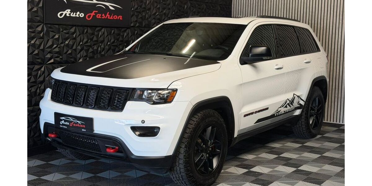 Jeep Grand Cherokee 61.000 km 29.800 &euro; Jülich 52428