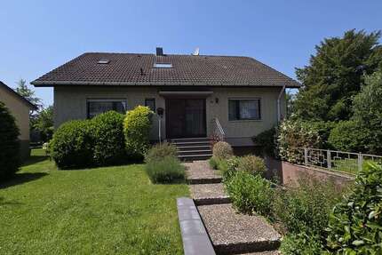 Haus Kreuzau - 5 Zimmer, 175 m&sup2;, 395.000&euro; | Angebot:26731883