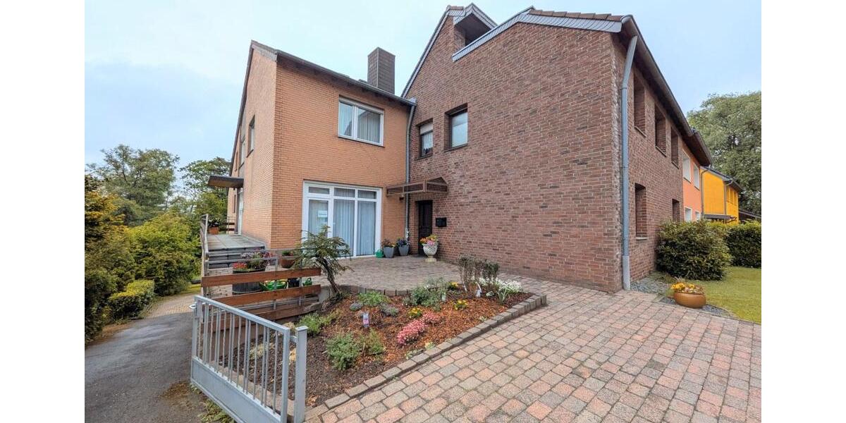 Doppelhaushälfte Stolberg (Rheinland) - 7 Zimmer, 190 m&sup2;, 389.000&euro; | Angebot:27191399