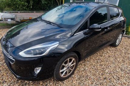 Ford Fiesta 100.600 km 7.300 &euro; Düren 52349