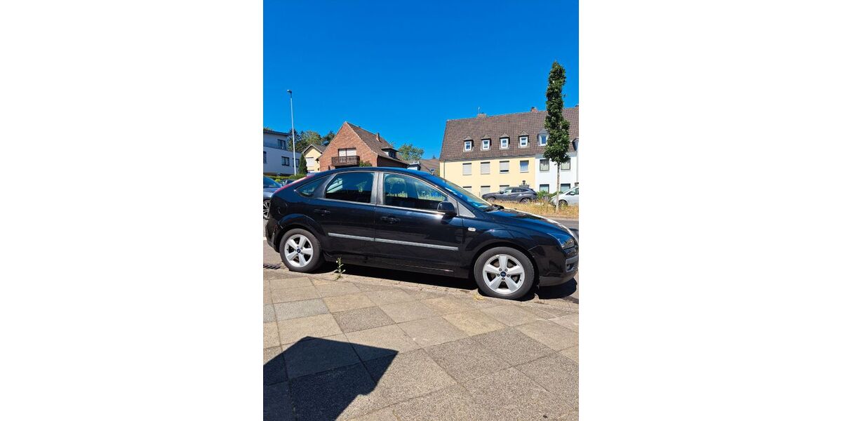 Ford Focus 219.400 km 2.290 &euro; Aachen 52070