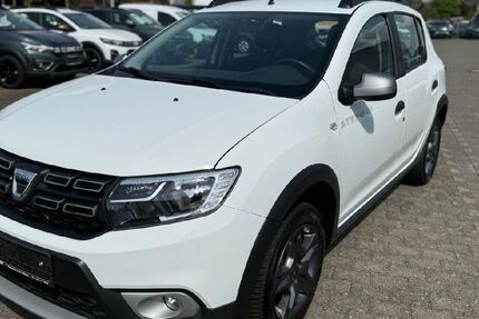 Dacia Sandero 61.240 km 9.950 &euro; Erkelenz 41812