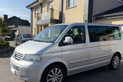 VW T5 Multivan 199.000 km 18.500 &euro; Erkelenz 41812