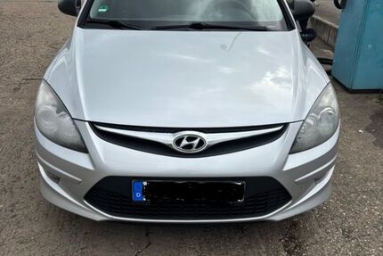 Hyundai i30 161.000 km 2.900 &euro; Eschweiler 52249