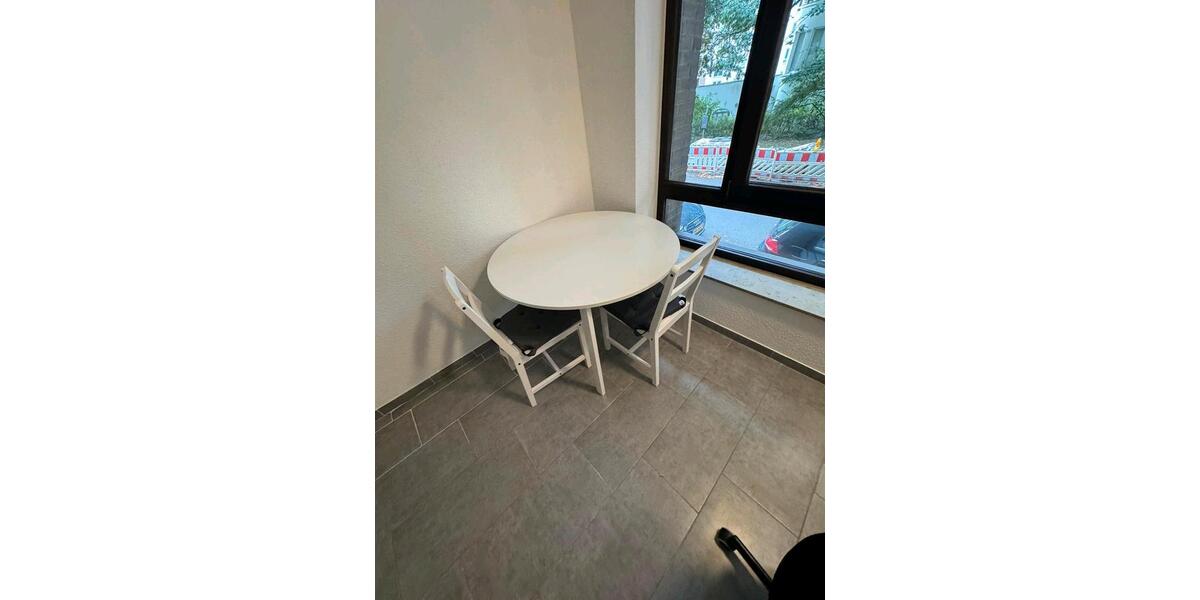 Hochparterre Aachen Aachen-Mitte - 1 Zimmer, 19 m&sup2;, 565&euro; | Angebot:25861342