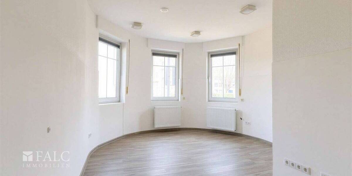 Gewerbeobjekt Eschweiler Röthgen - 6 Zimmer, 1.000&euro; | Angebot:26141228