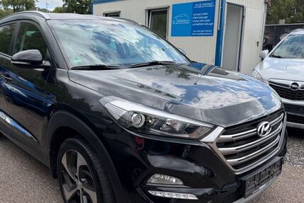 Hyundai TUCSON 90.000 km 12.950 &euro; aachen 52070