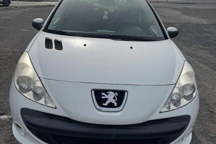 Peugeot 206 82.200 km 2.500 &euro; Stolberg 52223