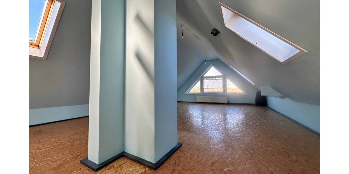 Mehrfamilienhaus, Wohnhaus Roetgen - 9 Zimmer, 280 m&sup2;, 890.000&euro; | Angebot:25971022