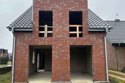 Haus Jülich - 3 Zimmer, 104 m&sup2;, 450.000&euro; | Angebot:25478758