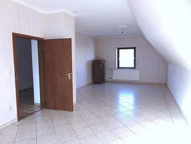 Einfamilienhaus Bedburg Königshoven - 4 Zimmer, 141 m&sup2;, 288.000&euro; | Angebot:25666553